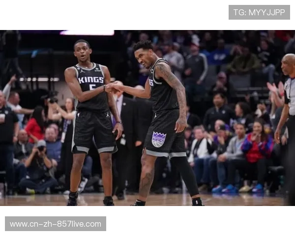 国王福克斯小萨组合上限已现，季后赛边缘挣扎求变